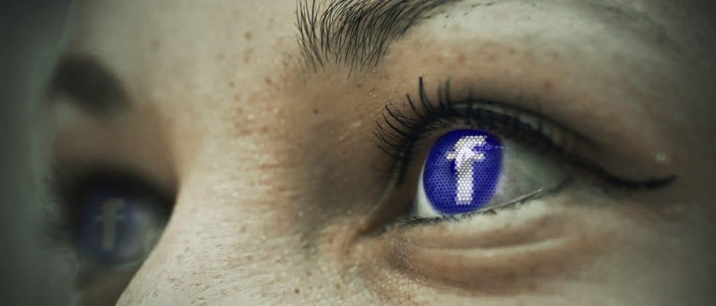 eye-with facebook logo - Dr. Sandi Eveleth eye care consultant